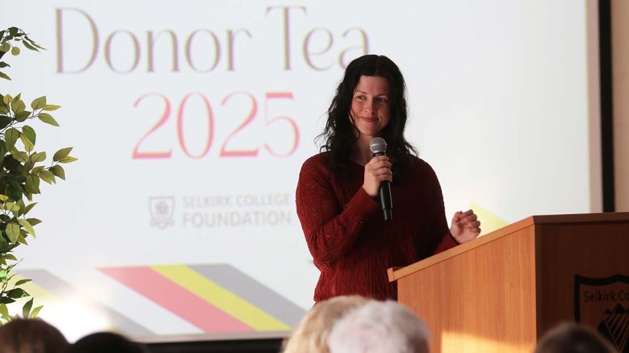 Donor recipient speaks at Donor Tea