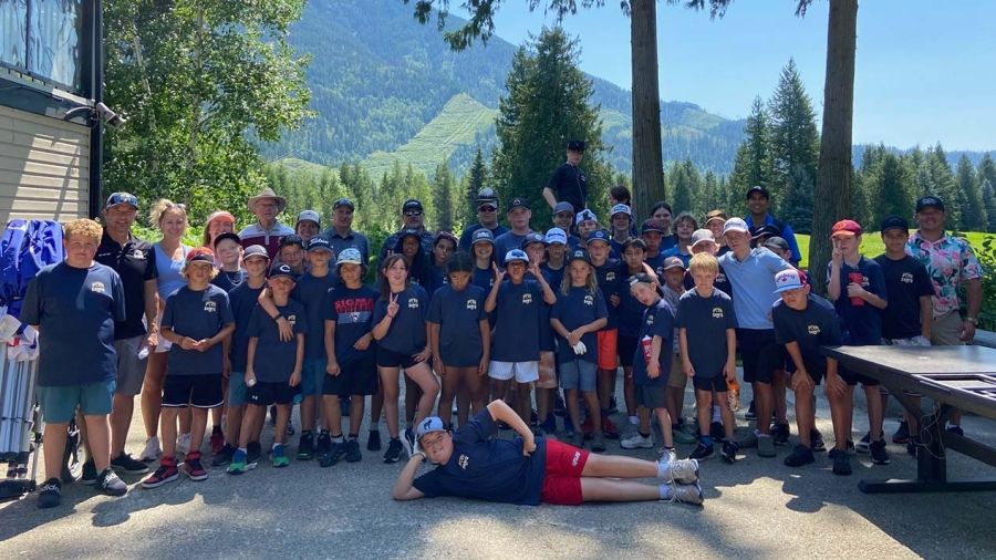 Group of participants in the Selkirk College Golf Camp 2024