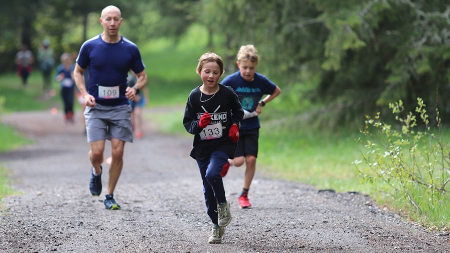 Young runners on trail take part in Giving Day Trail Run that was held on the Castlegar Campus on April 27